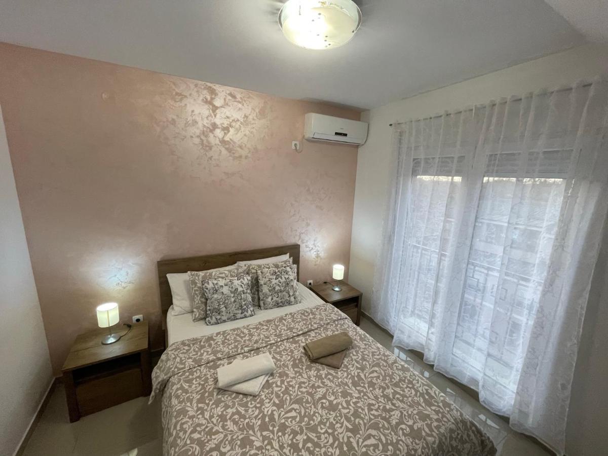 Apartman 1 Apartamento Sremska Mitrovica Exterior foto